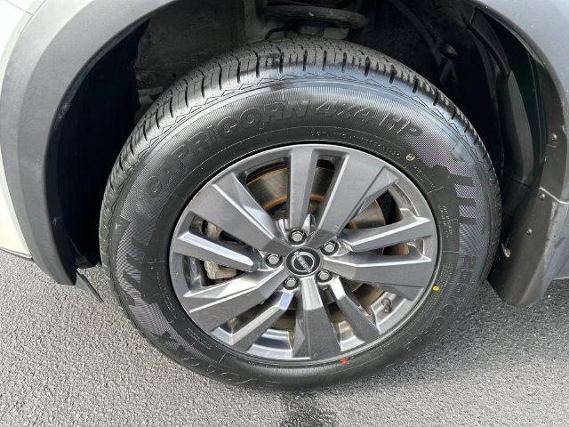 Certified 2023 Nissan Pathfinder SV w/ SV Premium Package AWD/4WD image 11