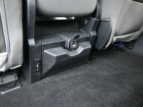 Used 2019 Ford F150 XLT image 22