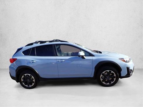 Used 2021 Subaru Crosstrek 2.0i Premium image 5