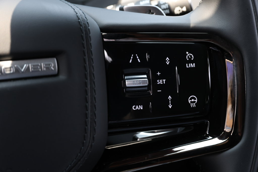 New 2026 Land Rover Range Rover Velar S AWD/4WD image 21