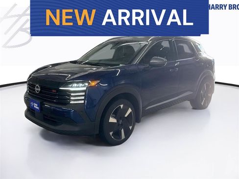 Used 2025 Nissan Kicks SR w/ Illumination Package AWD/4WD image 1