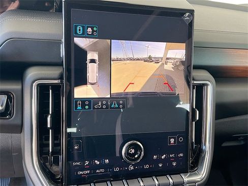 New 2026 GMC Yukon XL Denali w/ Sun & Power Step Package image 9