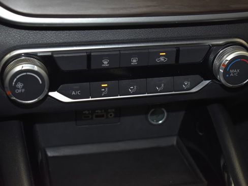 Used 2024 Nissan Altima 2.5 SV FWD image 20