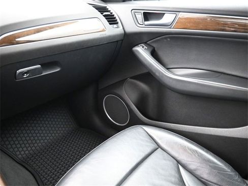 Used 2016 Audi Q5 2.0T Premium Plus w/ Technology Package image 30