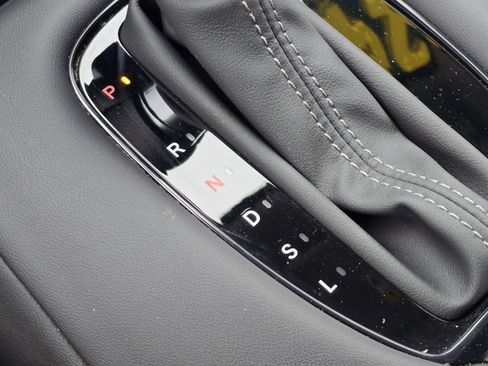 Used 2023 Honda Civic Sport image 30