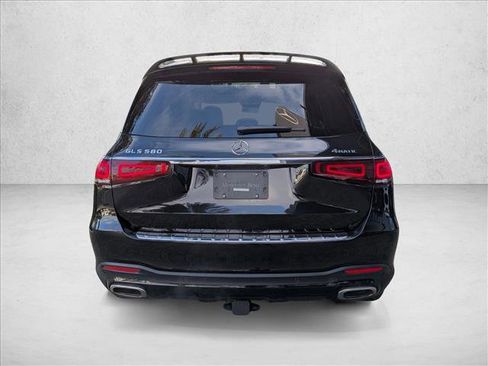 Used 2022 Mercedes-Benz GLS 580 4MATIC image 6