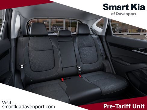 New 2025 Kia Seltos S image 17