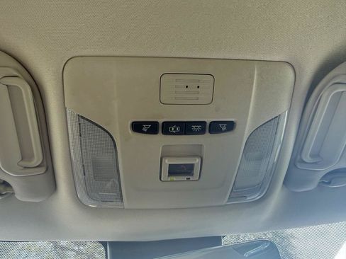 Used 2021 Toyota Corolla LE w/ Carpet Mat Package (TMS) FWD image 46
