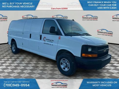 Used 2016 Chevrolet Express 3500 Extended RWD image 3