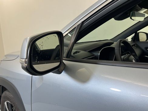 Used 2024 Toyota Corolla Cross XSE image 23