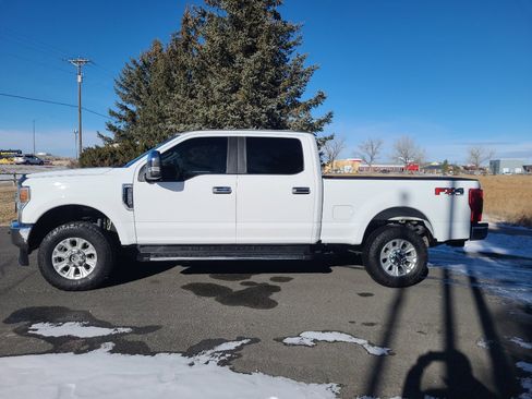 Used 2022 Ford F250 XL w/ STX Appearance Package image 2