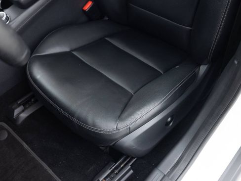 Used 2015 Mercedes-Benz GLA 250 4MATIC image 21