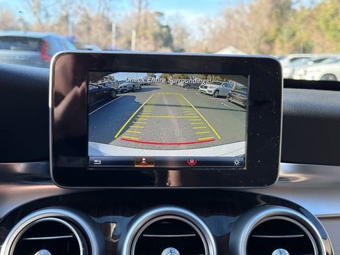 Used 2016 Mercedes-Benz C 300 Sedan image 32