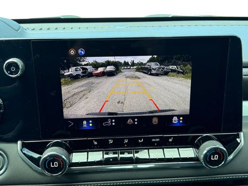 New 2026 Chevrolet Colorado LT w/ LT Convenience Package AWD/4WD image 15