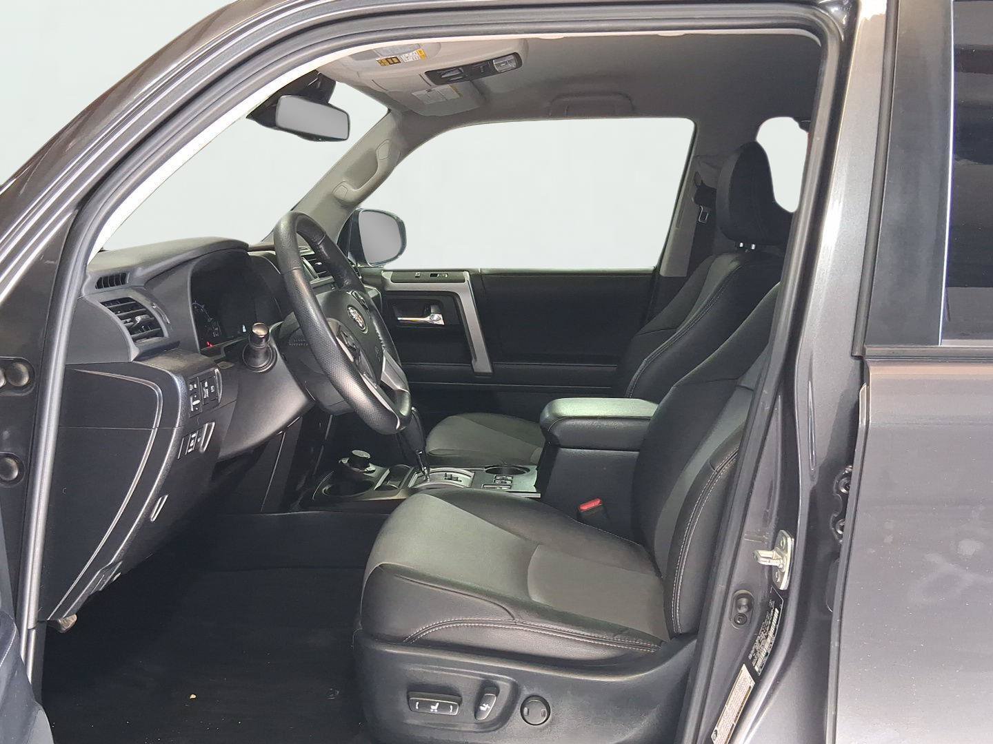 Used 2023 Toyota 4Runner SR5 Premium AWD/4WD image 9
