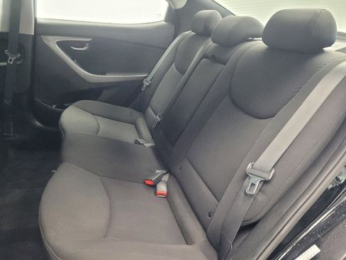 Used 2015 Hyundai Elantra SE w/ Option Group 03 image 18