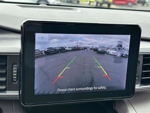 Used 2023 Ford Explorer XLT w/ Equipment Group 202A image 21