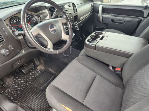 Used 2011 GMC Sierra 3500 SLE w/ SLE Preferred Package image 13