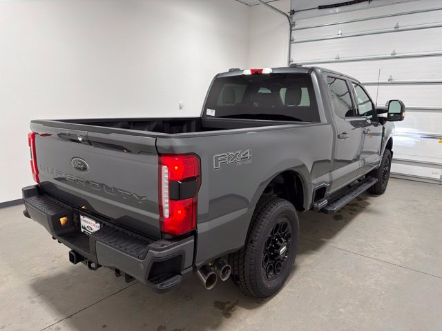 New 2026 Ford F350 XLT w/ XLT Premium Package AWD/4WD image 4