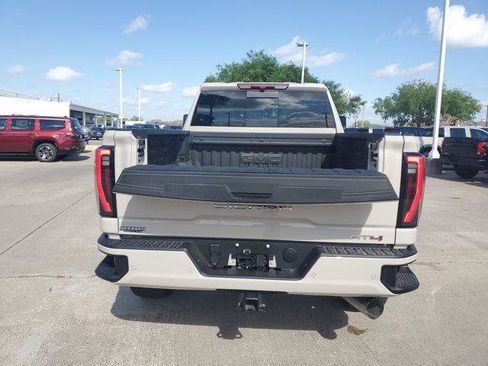 New 2026 GMC Sierra 2500 AT4 image 13