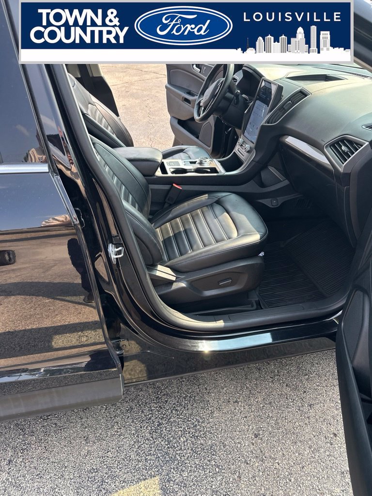 Used 2023 Ford Edge SEL AWD/4WD image 17