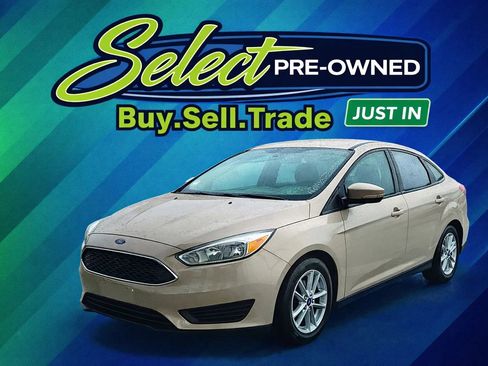 Used 2017 Ford Focus SE image 1