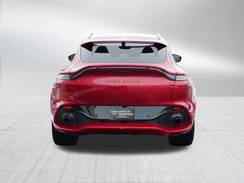 Used 2022 Aston Martin DBX image 6