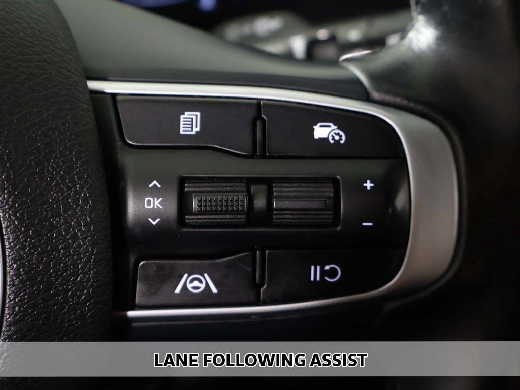 Used 2023 Kia Sportage EX FWD image 4