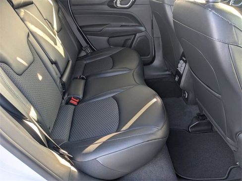 New 2026 Jeep Compass Latitude image 26