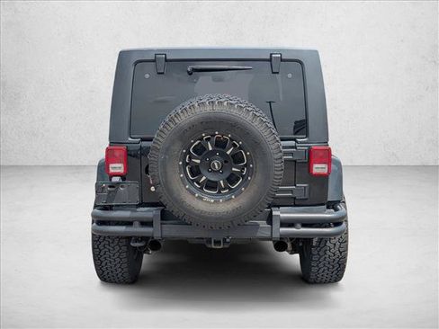 Used 2013 Jeep Wrangler Unlimited Sahara w/ Connectivity Group AWD/4WD image 6