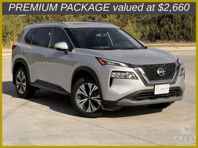 Used 2021 Nissan Rogue SV w/ Premium Package