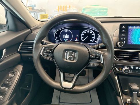 Used 2021 Honda Accord LX image 11