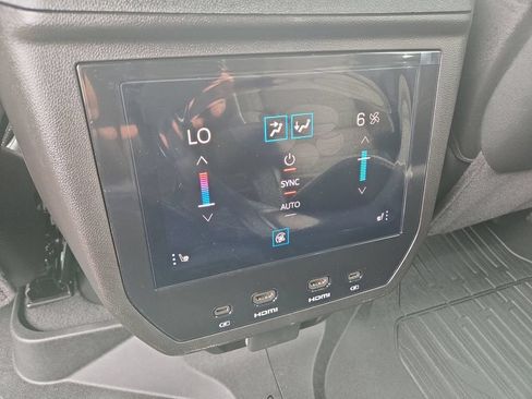 New 2026 GMC Yukon XL Denali Ultimate AWD/4WD image 39