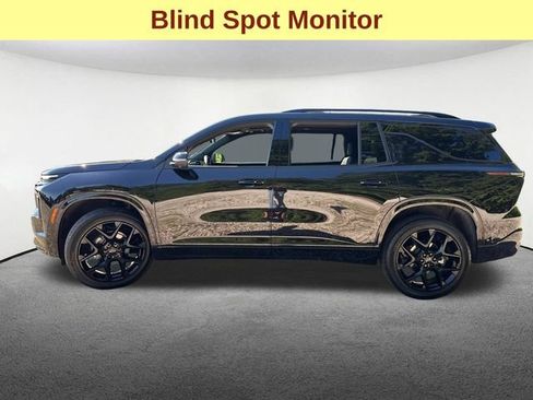 Certified 2026 Chevrolet Traverse RS w/ LPO, Floor Liner Package AWD/4WD image 7