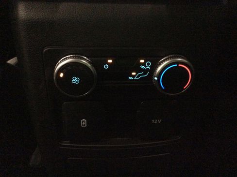 Used 2023 Ford Explorer XLT w/ Equipment Group 202A image 36