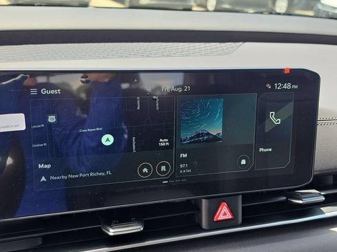New 2027 Kia Carnival EX FWD image 24