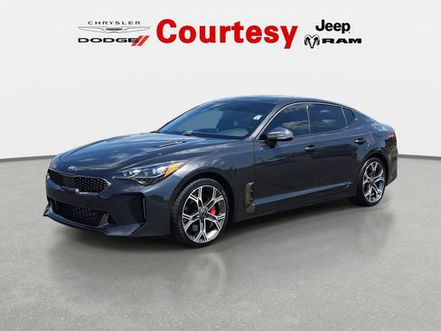 Used 2020 Kia Stinger GT1 AWD/4WD image 8