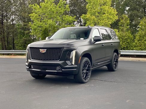 Used 2026 Cadillac Escalade Platinum Sport AWD/4WD image 14