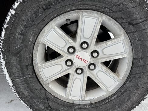 Used 2015 GMC Sierra 1500 SLE w/ SLE Value Package image 14