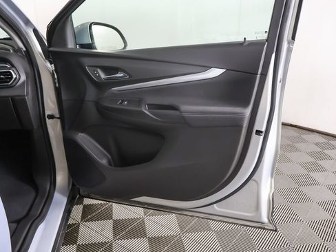 Used 2023 Chevrolet Bolt EUV LT FWD image 21