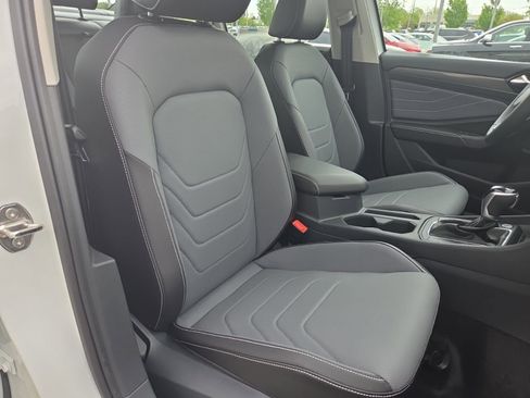 New 2026 Volkswagen Jetta SEL FWD image 19