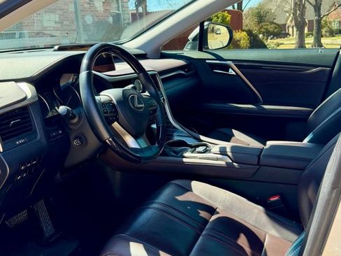 Used 2017 Lexus RX 350 FWD w/ Luxury Package image 8