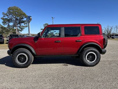 New 2025 Ford Bronco Badlands w/ Sasquatch Package
