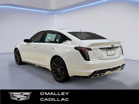 Certified 2023 Cadillac CT5 V w/ Premium Package image 3
