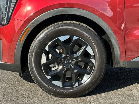 Used 2025 Kia Sorento S w/ Panoramic Sunroof Package image 24