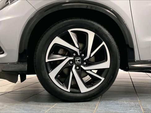 Used 2019 Honda HR-V Sport image 7