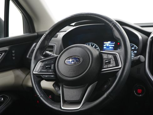 Used 2022 Subaru Ascent Limited image 16