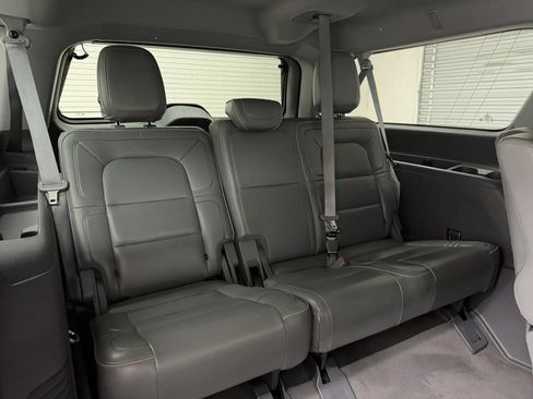 Used 2019 Lincoln Navigator L Select w/ Cargo Package AWD/4WD image 71
