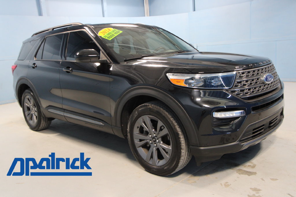 Used 2024 Ford Explorer XLT w/ Equipment Group 202A AWD/4WD image 1