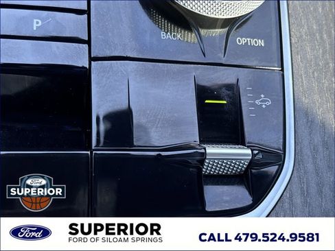 Used 2023 BMW X7 xDrive40i w/ Executive Package image 55